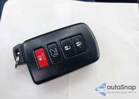 2016 Toyota Highlander Xle V6 z USA, uszkodzony, nr VIN 5TDJKRFH0GS318370